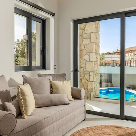 Lagoon Luxury Suites Vasilikí Exteriör bild